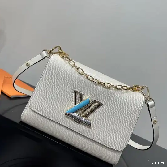 MM VUITTON LOUIS TWIST 0509